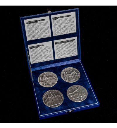 Sada stříbrných medailí Katedrály